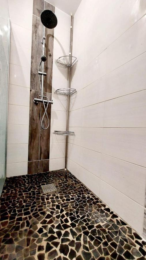 Cosy Jasmin 3ch -centre & Marzet- Balcon Traversant
